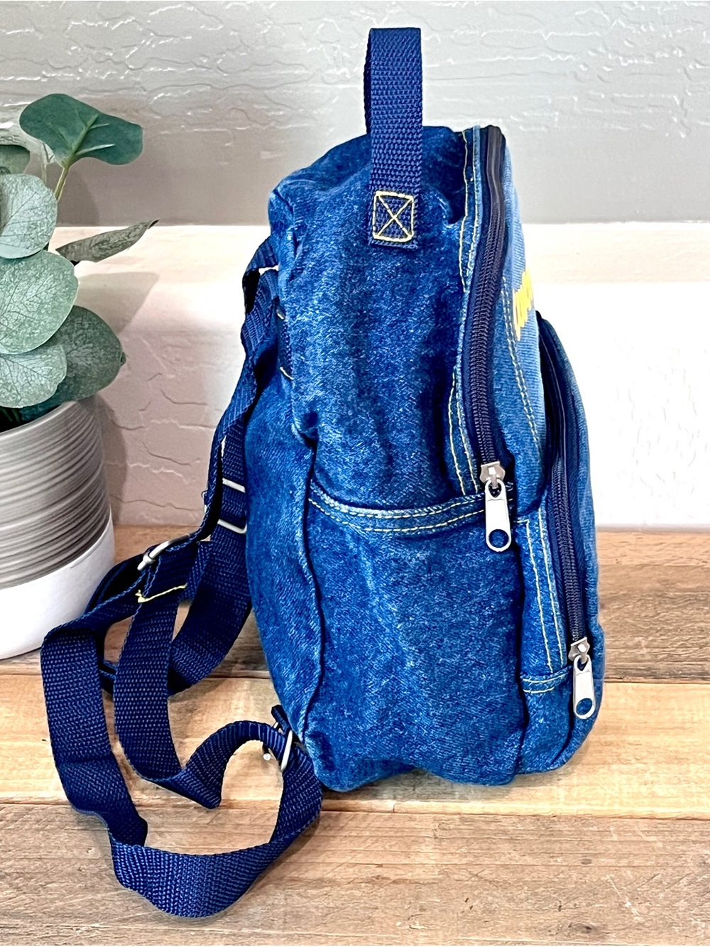Vintage Looney Tunes Tweety Bird Blue Denim Mini Backpack - Picture 4 of 8